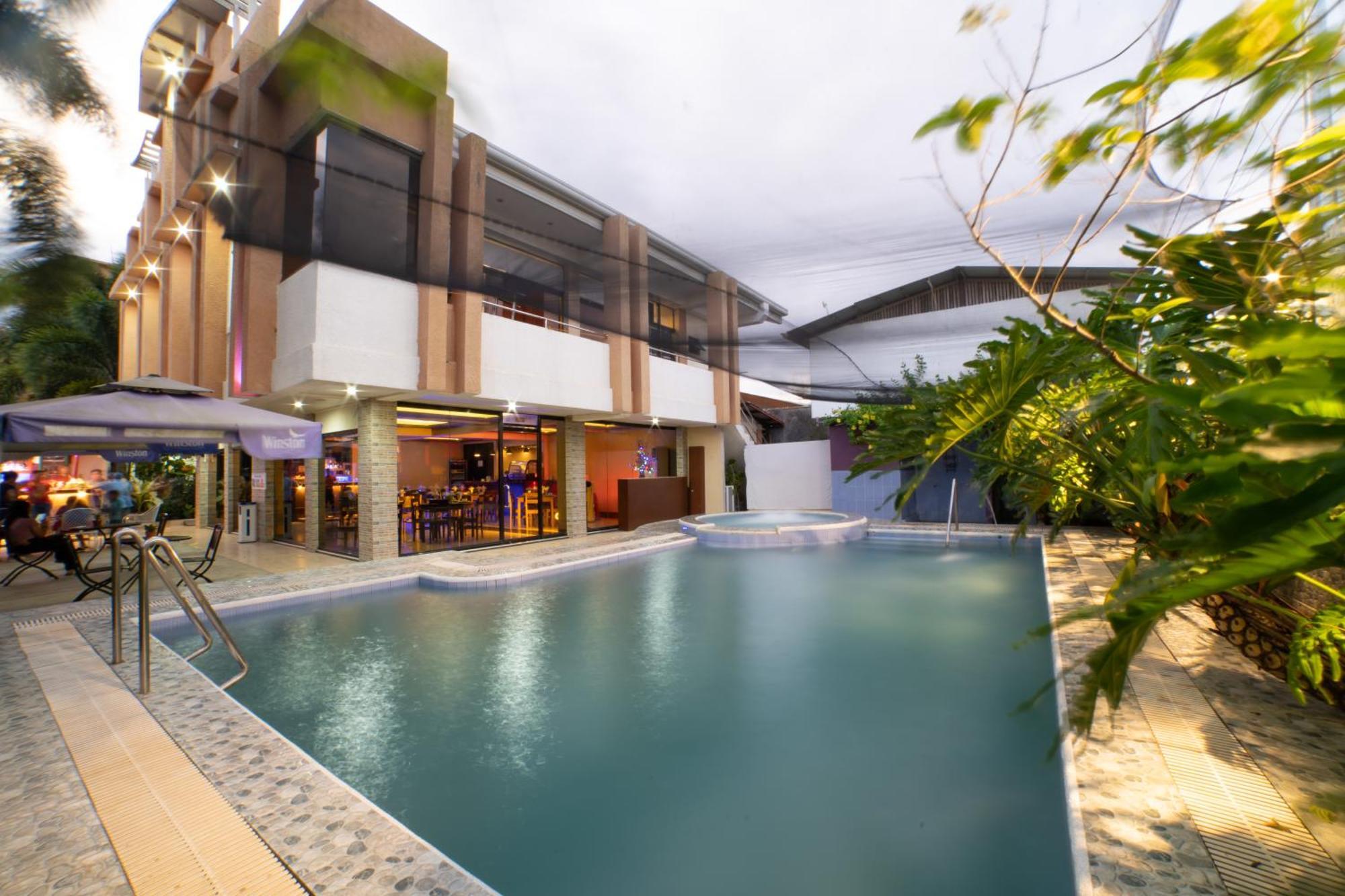 Casanas Suites Puerto Princesa Exterior photo